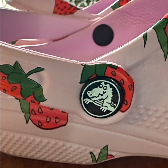 CROCS Pink Clogs with strawberries perfect condition - Picture 3 of 8